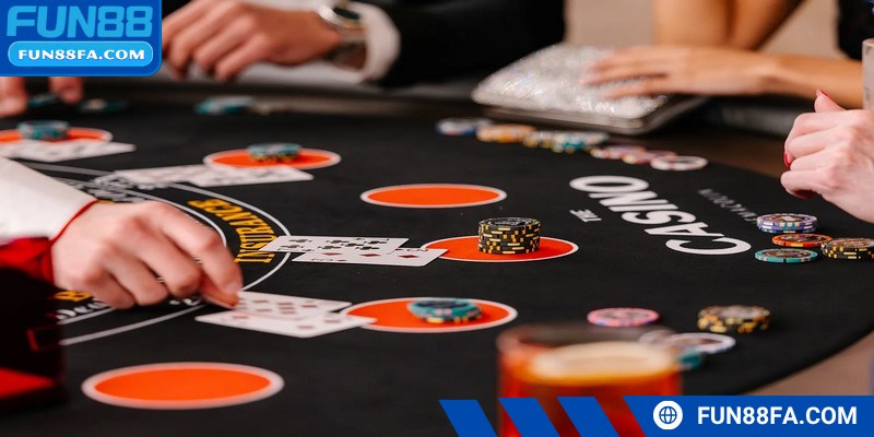 Baccarat là một trong những trò chơi nổi bật nhất tại sảnh Casino nhà cái